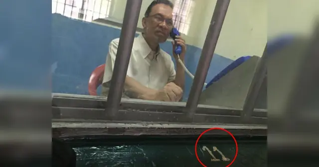 Anwar Posts Throwback Photo From Sungai Buloh Prison, Prompting Speculation Over Number ’11’